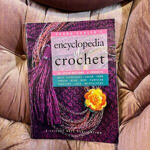 Encyclopedia Of Crochet by Donna Kooler, 164 Patterns, Softcover